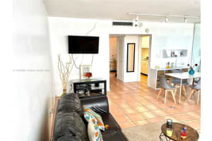 100 Lincoln Rd #901, Miami Beach, FL 33139, Sold 06/27/22