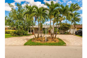 3809 E Shore Rd, Miramar, FL 33023, Sold 06/09/22