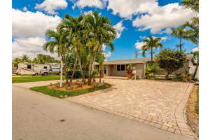3809 E Shore Rd, Miramar, FL 33023, Sold 06/09/22