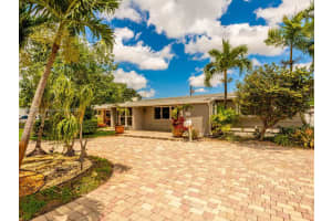 3809 E Shore Rd, Miramar, FL 33023, Sold 06/09/22