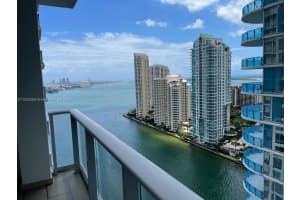 300 S Biscayne Blvd t 2804, Miami, FL 33131, Sold 09/23/22