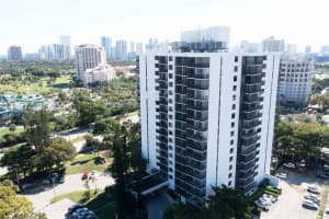 20100 W Country Club Dr APT 503, Aventura, FL 33180, Sold 06/28/22