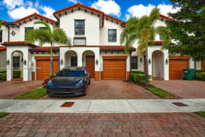 10391 NW 89th Terrace, Doral, FL 33178, Sold 07/11/22