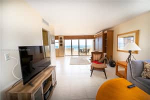 3180 S Ocean Dr APT 416, Hallandale Beach, FL 33009, Sold 07/08/22