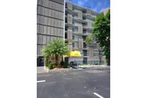 20500 W Country Club Dr APT 117, Aventura, FL 33180, Sold 06/15/22