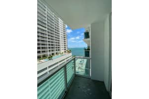 186 SE 12th Terrace APT 1406, Miami, FL 33131, Sold 07/25/22