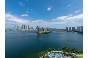 3370 NE 190th St, Aventura, FL 33180, Sold 10/04/22