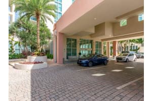 3370 NE 190th St, Aventura, FL 33180, Sold 10/04/22