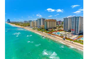 2030 S Ocean Dr APT 520, Hallandale Beach, FL 33009, Sold 08/02/22