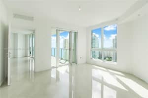 300 S Biscayne Blvd t 2910, Miami, FL 33131, Sold 07/29/22