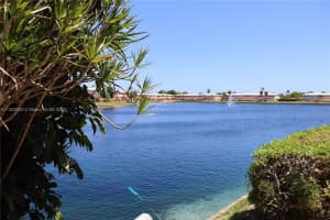815 SW 10th Terrace, Hallandale Beach, FL 33009, Sold 10/07/22