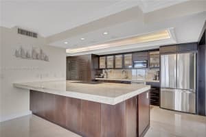 1 Grove Isle Dr, Miami, FL 33133, Sold 02/14/23