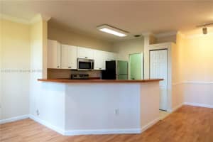 4602 SW 160th Ave APT 515, Miramar, FL 33027, Sold 05/13/22