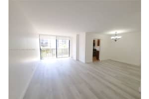 17011 N Bay Rd APT 412, Sunny Isles Beach, FL 33160, Sold 06/28/22