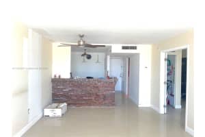 1020 Meridian Ave APT 302, Miami Beach, FL 33139, Sold 06/27/22