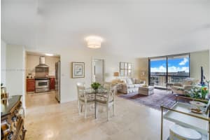 2333 Brickell Ave #2610, Miami, FL 33129, Sold 06/30/22