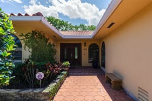 1932 SW 124th Pl, Miami, FL 33175, Sold 06/23/22