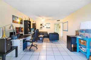 8307 SW 142nd Ave APT F201, Miami, FL 33183, Sold 08/18/22