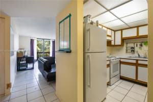 8307 SW 142nd Ave APT F201, Miami, FL 33183, Sold 08/18/22
