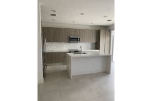 10239 NW 71st Terrace, Doral, FL 33178, Sold 08/11/22