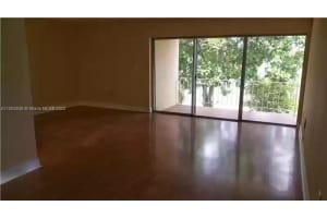 9363 Fontainebleau Blvd APT H209, Miami, FL 33172, Sold 08/31/22