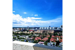 18181 NE 31st Ct #1, Aventura, FL 33160, Sold 08/11/22