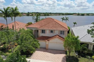 1138 Fairfield Meadows Dr, Weston, FL 33327, Sold 09/09/22