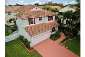 5040 SW 150th Way, Davie, FL 33331, Sold 08/29/22