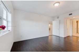 15051 Royal Oaks Ln APT 302, North Miami, FL 33181, Sold 09/06/22