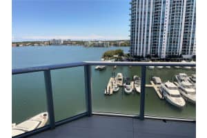 17301 Biscayne Blvd, North Miami Beach, FL 33160, Sold 10/31/22