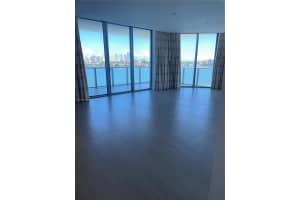 17301 Biscayne Blvd, North Miami Beach, FL 33160, Sold 10/31/22