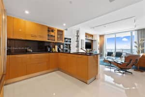 6799 Collins Ave APT 1606, Miami Beach, FL 33141, Sold 07/19/22