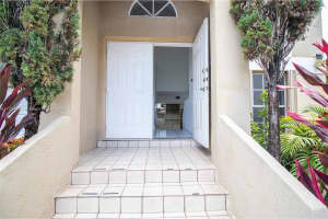 731 NW 122nd Ct, Miami, FL 33182, Sold 06/22/22