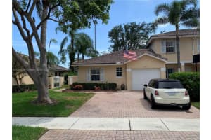 8944 NW 53rd St, Sunrise, FL 33351, Sold 08/09/22