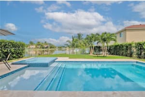 465 SW 205th Ave, Pembroke Pines, FL 33029, Sold 06/07/22