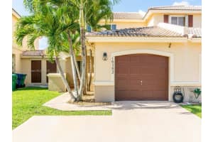 16382 SW 75th St, Miami, FL 33193, Sold 06/16/22