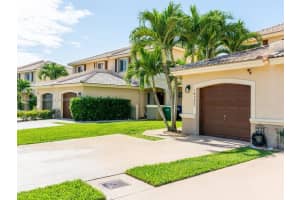 16382 SW 75th St, Miami, FL 33193, Sold 06/16/22