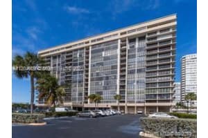 2049 S Ocean Dr APT 208, Hallandale Beach, FL 33009, Sold 08/03/22
