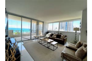 6422 Collins Ave APT 1001, Miami Beach, FL 33141, Sold 07/14/22