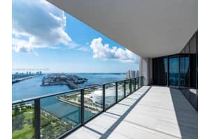 1000 Biscayne Blvd, Miami, FL 33132, Sold 01/13/23