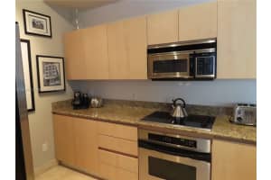145 Jefferson Ave APT 445, Miami Beach, FL 33139, Sold 08/02/22