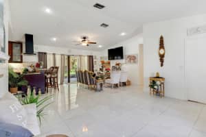 9230 Crescent Dr, Miramar, FL 33025, Sold 10/06/22