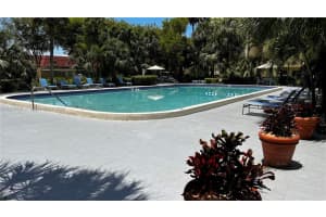 4550 NW 9th St #902e, Miami, FL 33126, Sold 08/30/22