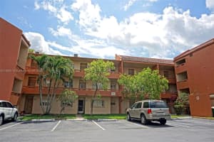 8818 W McNab Rd APT 105, Tamarac, FL 33321, Sold 06/16/22