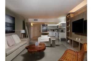 102 24th St, Miami Beach, FL 33139, Sold 10/20/22