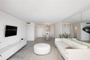 18151 NE 31st Ct APT 1509, Aventura, FL 33160, Sold 06/30/22