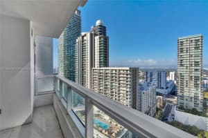 1080 Brickell Ave, Miami, FL 33131, Sold 05/15/23