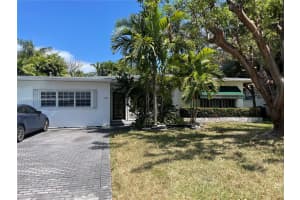 7721 Coquina Dr, North Bay Village, FL 33141, Sold 07/01/22