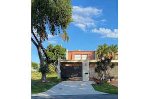 7801 SW 102nd Pl, Miami, FL 33173, Sold 08/11/22
