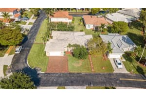 2570 SE 4th Pl, Homestead, FL 33033, Sold 09/19/22